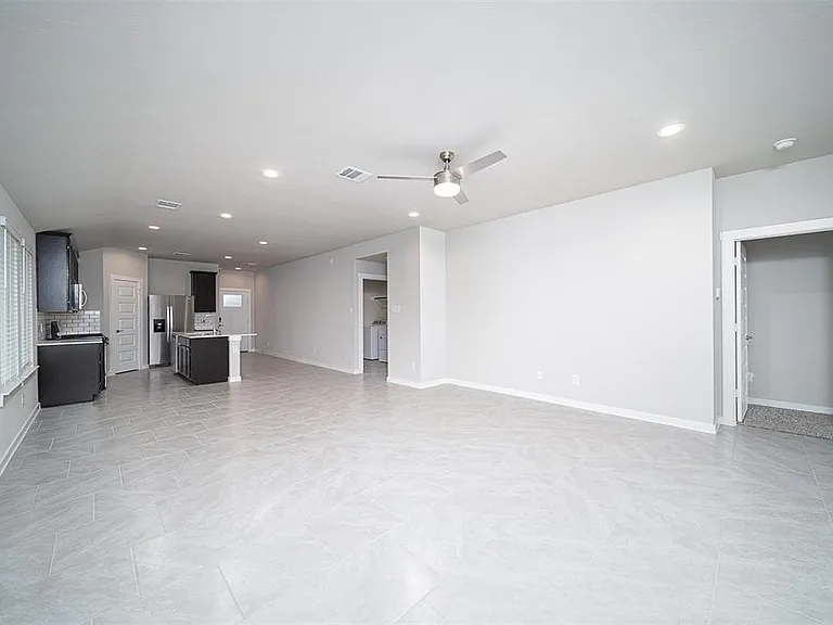 7411 Victoria Brook Trce — Photo 30
