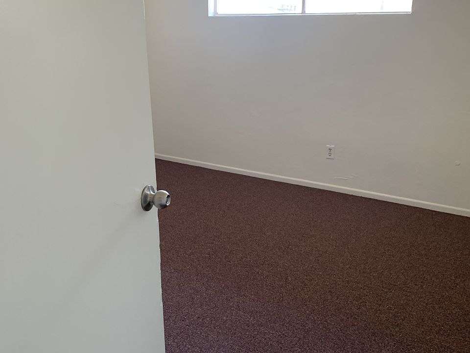 2nd image of 627 Pacific Ave