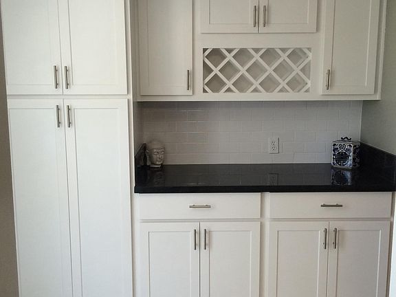 Kitchen/Bar