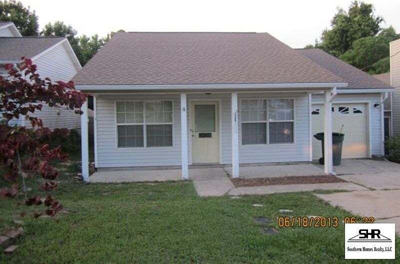 1st image of 3428 Riverside Dr