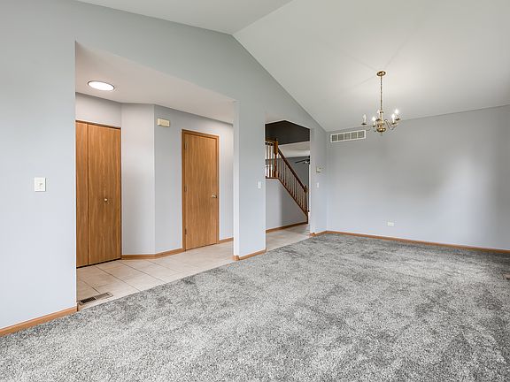 4th image of 2113 Ashbrook Ct