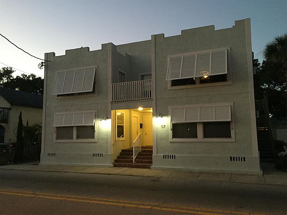 5th image of 107 Washington St APT 8