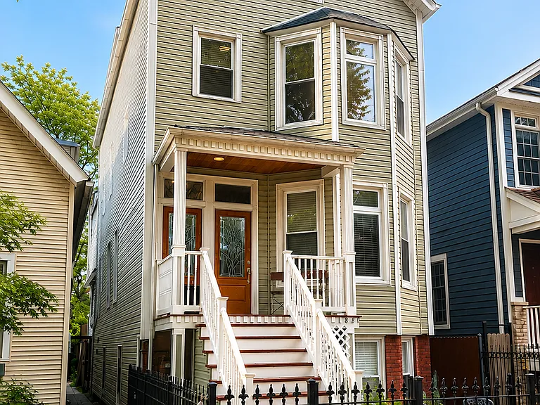 1828 W Henderson St — Photo 10