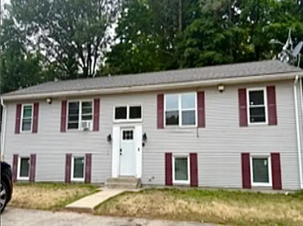 1 Ferreira Ct #5, West Warwick, RI 02893