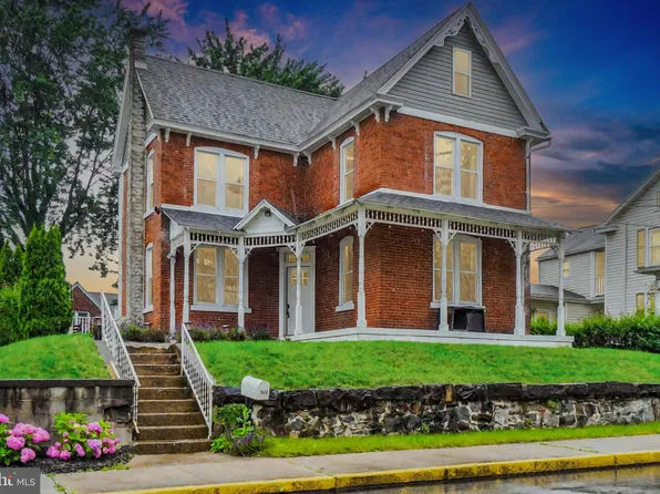 162 E Water St, Middletown, PA 17057