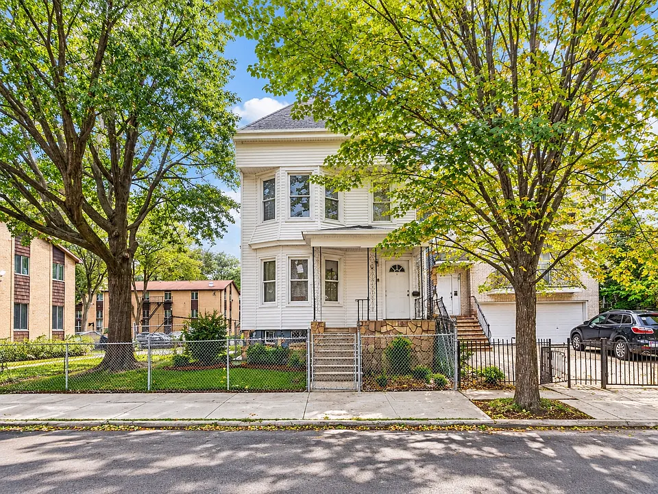 225 Chadwick Ave #3