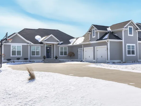 1003 Silverado Dr, Norwalk, IA 50211