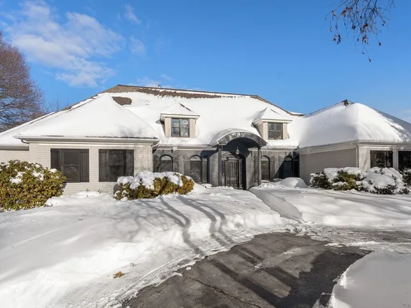 6 Dairy Farm Ln, Wayland, MA 01778