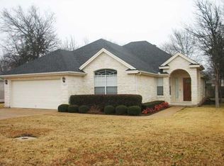 3015 Parker Dr, Georgetown, TX 78628