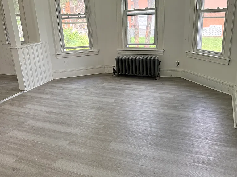 26 Huntington St #2 — Photo 7