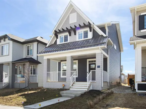 127 N Ellen Rd, Crossfield, AB T0M 0S0