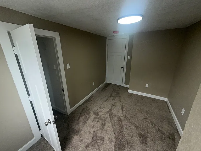 4123 Woodland Ave — Photo 16