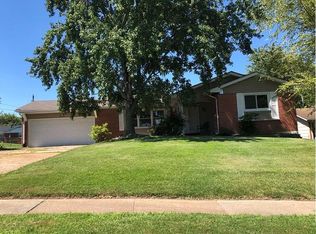 2925 Churchill Dr, Florissant, MO