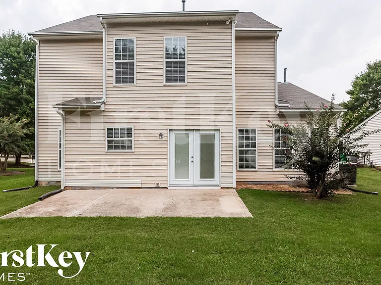 10912 Harringham Ln — Photo 15