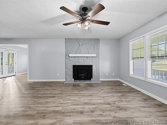 4th image of 121 Elfreth Ln