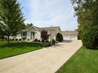 6106 58th Ave, Kenosha, WI 53142