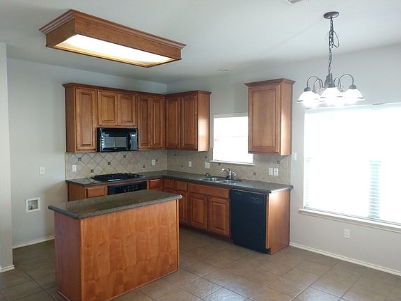 3rd image of 10925 Casitas Dr