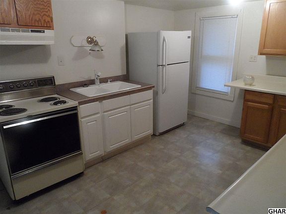 4th image of 1239 Bailey St