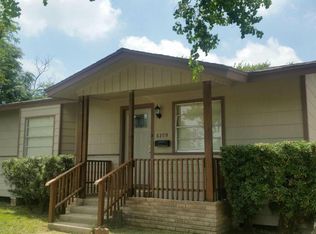 8209 Vetters Dr, Corpus Christi, TX 78412