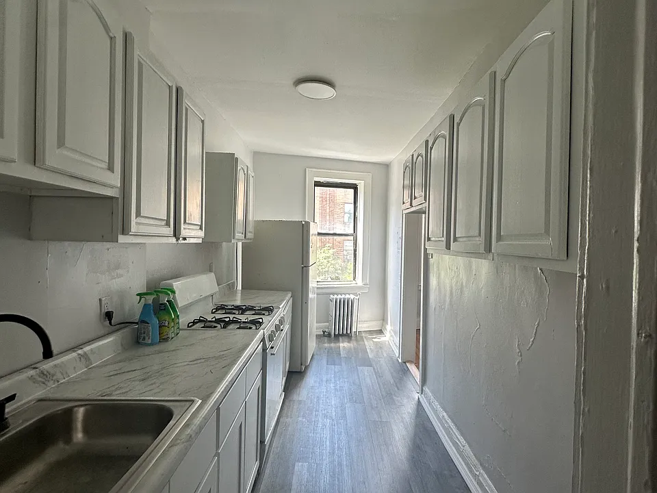 449 Elizabeth Ave #511