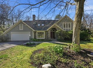 28 Trillium Way, Amherst, MA 01002