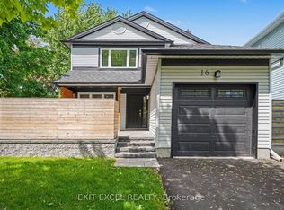 16 Lima Way, Ottawa, ON K2J3G6