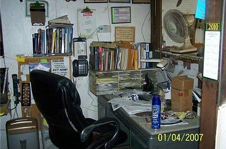 4th image of 509 W Baker St