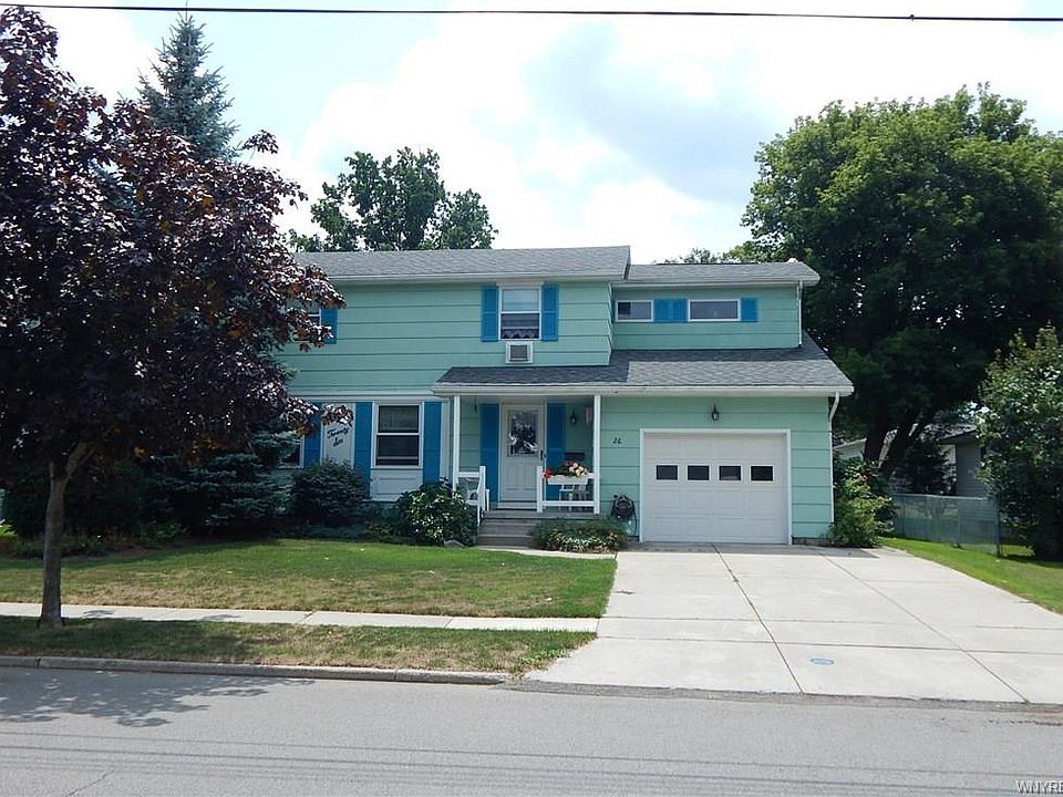 1st image of 26 Briarwood Dr