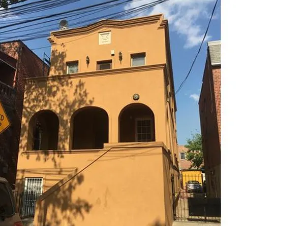 2436 Wallace Ave, Bronx, NY 10467