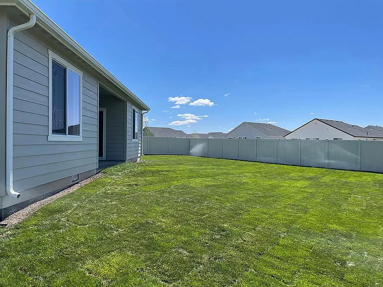 2453 N Walter Way — Photo 8
