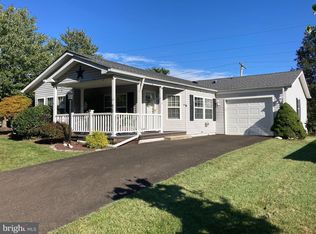 615 Spring Meadow Cir, New Hope, PA 18938