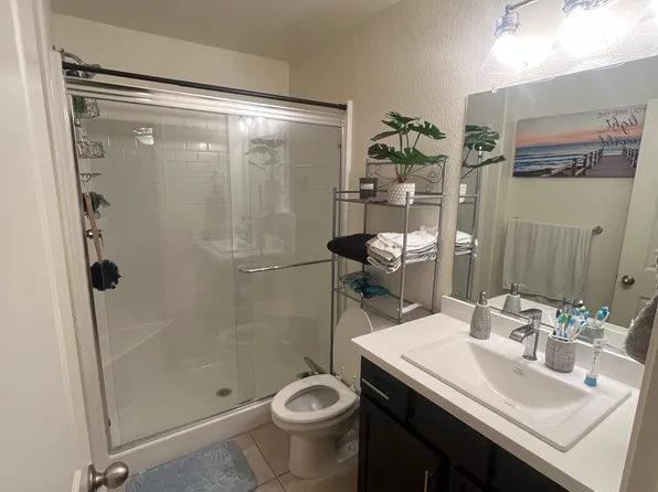 1434 San Lorenzo St, Los Banos, CA 93635