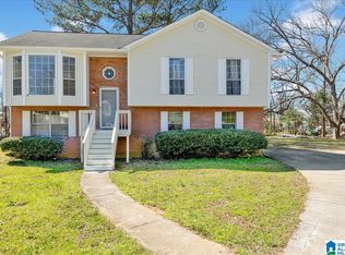 1230 Longbrook Dr, Bessemer, AL 35020
