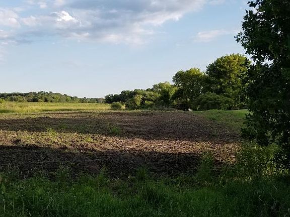 4th image of 72 Saint NE