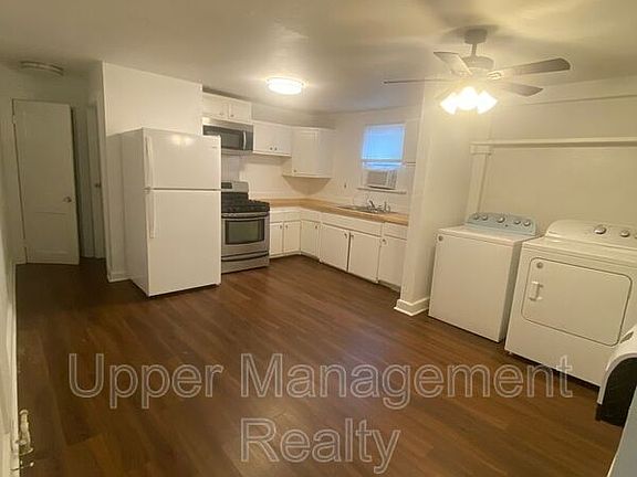 2nd image of 2809A 1st St
