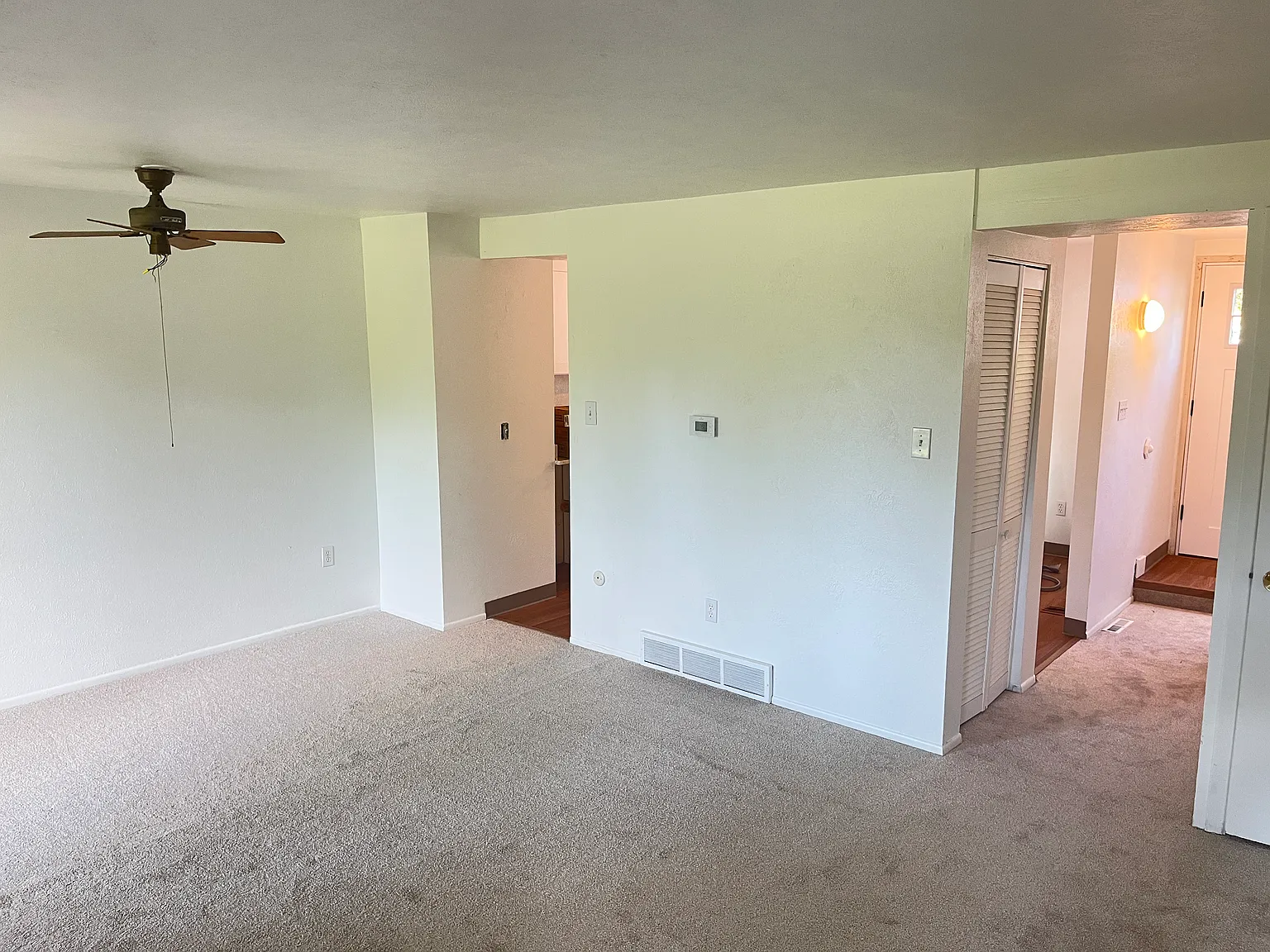 1165 Bear Mountain Dr Unit E — Photo 4
