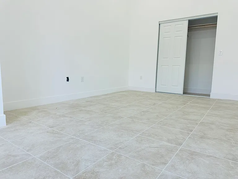 301 Grand Ave #106 — Photo 17
