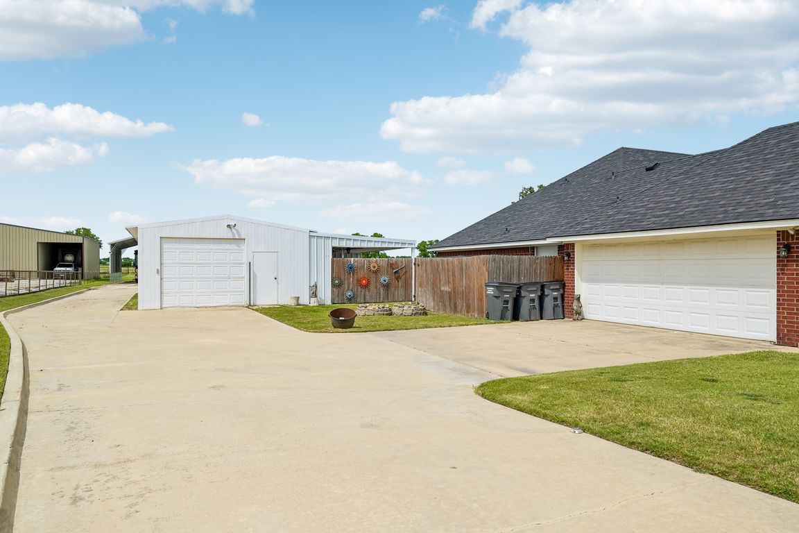 Country View Ln-S0705-001.jpg