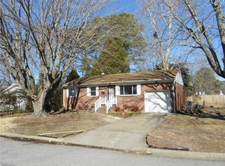 223 Belray Dr, Newport News, VA 23601