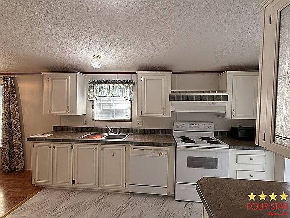 4th image of 254 Palm Castle Dr