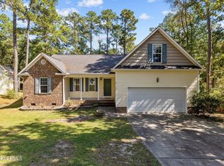 75 Riviera Ln, Sanford, NC 27332