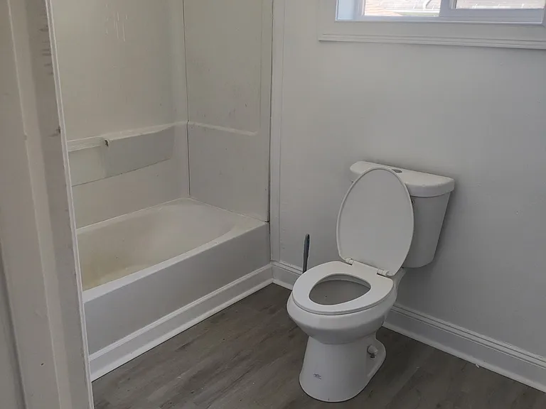 131 N Gorham St — Photo 7