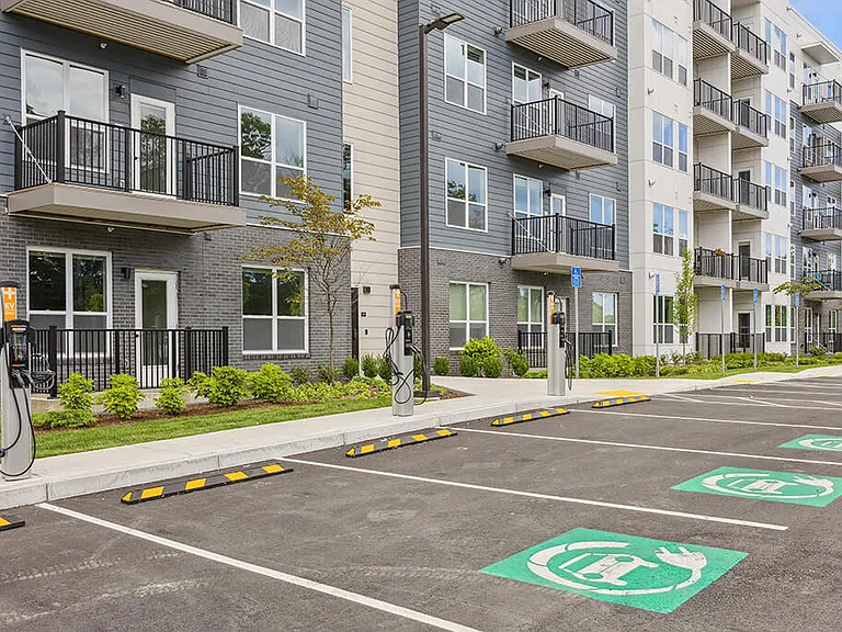 Jayden Apartments — Photo 37
