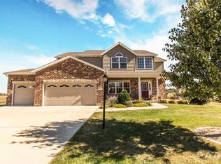 3701 W Woodscape Ct, Dunlap, IL 61525