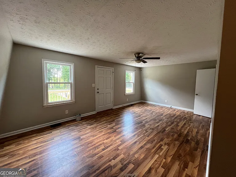 943 Grier Rd — Photo 9
