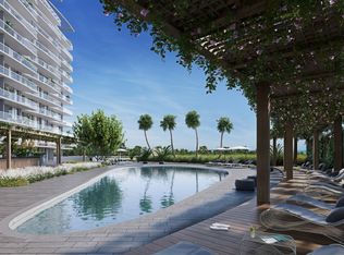 13899 Biscayne Blvd #TOWNHOUSE, Miami, FL 33181