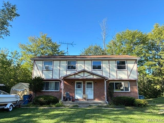 1st image of 838 Beach Rd