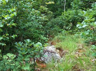 15 Straw Rd, Manchester, NH 03102