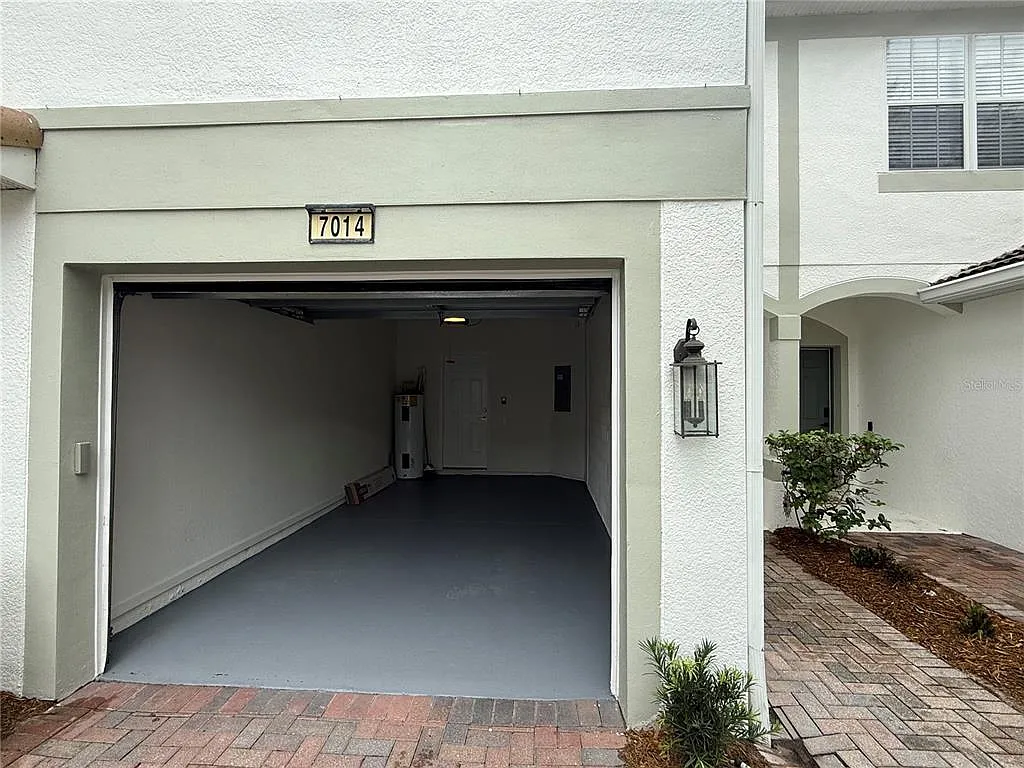 3 bed, 2.5 bath, 1532 sqft, $2,600 — Photo 3