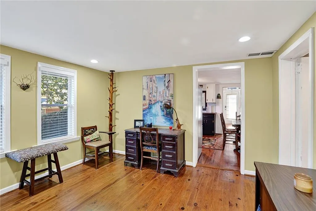 Building Photo - 3671 Bishop Dr